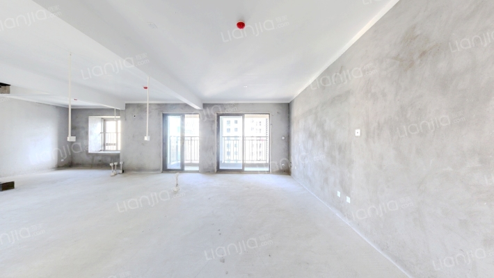 正荣世茂棠悦山南二手房实景图