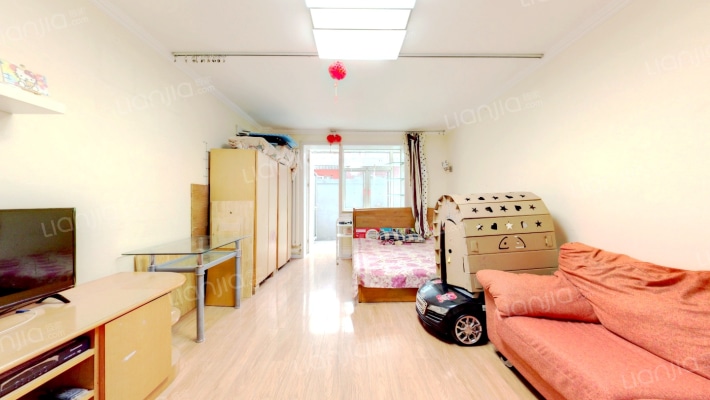 花园东路14号院二手房实景图