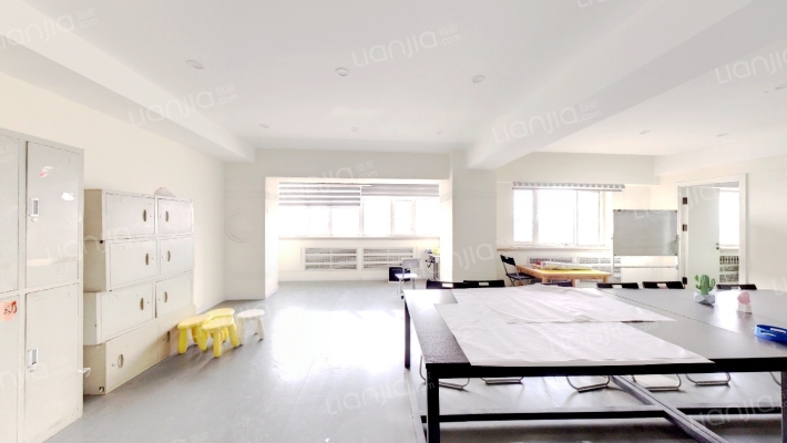 亚泰广场二手房实景图