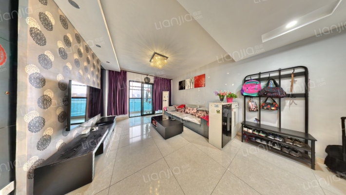 领馆区1号二手房实景图