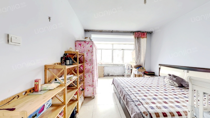 海滨花园小区梓林街二手房实景图