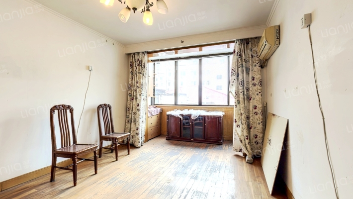 化工小区(长宁)二手房实景图