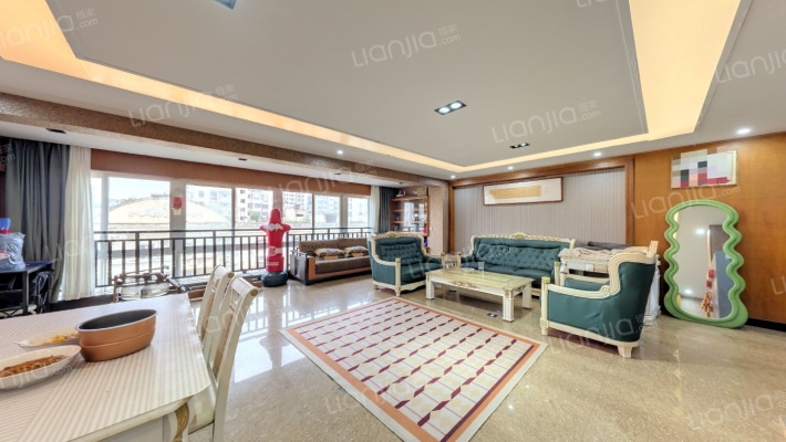 名实花园二手房实景图