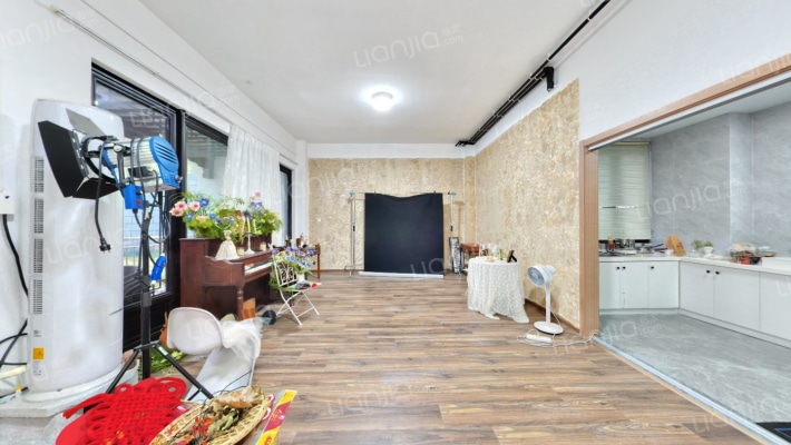 曹和院二手房实景图