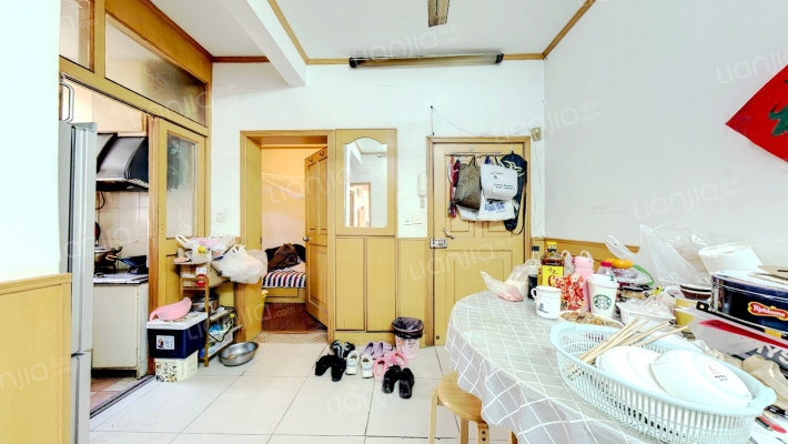 校门口小区二手房实景图