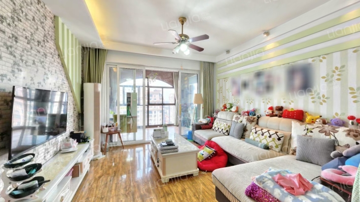 鹭湖宫七号B组二手房实景图