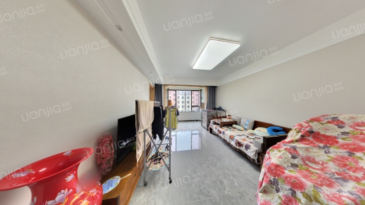 绿地新里北苑二手房实景图