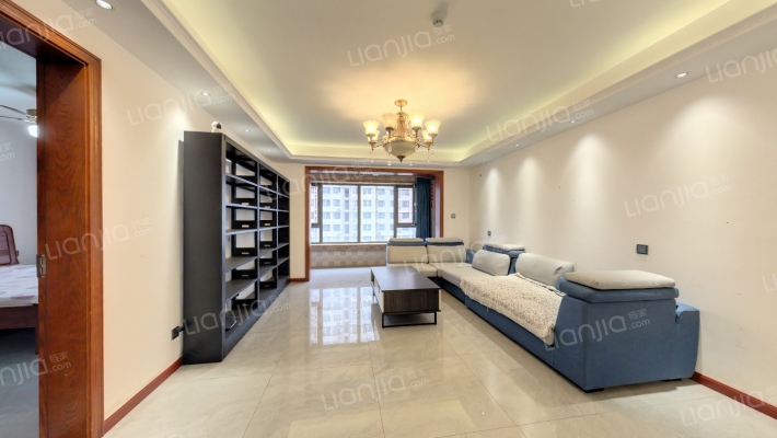 万达天樾一期二手房实景图