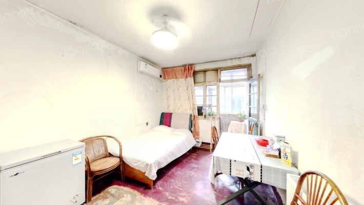 市容局宿舍二手房实景图