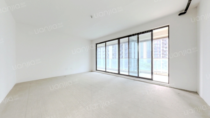 麓鸣九天麓鸣苑二手房实景图