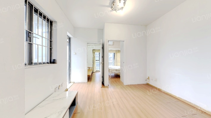 风临国际东座二手房实景图