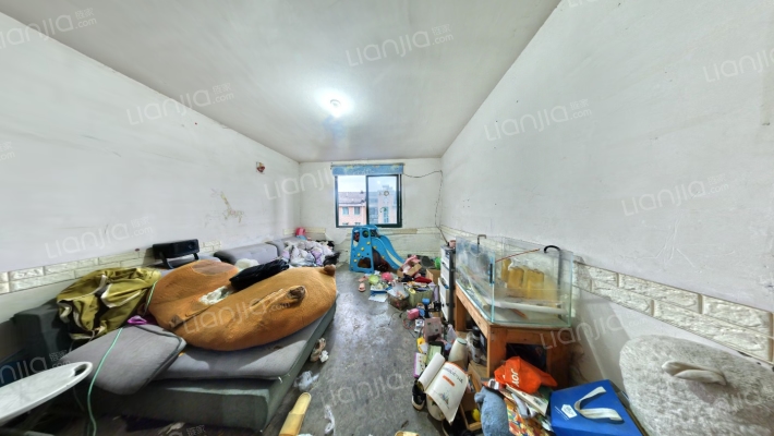 湖滨南苑二手房实景图