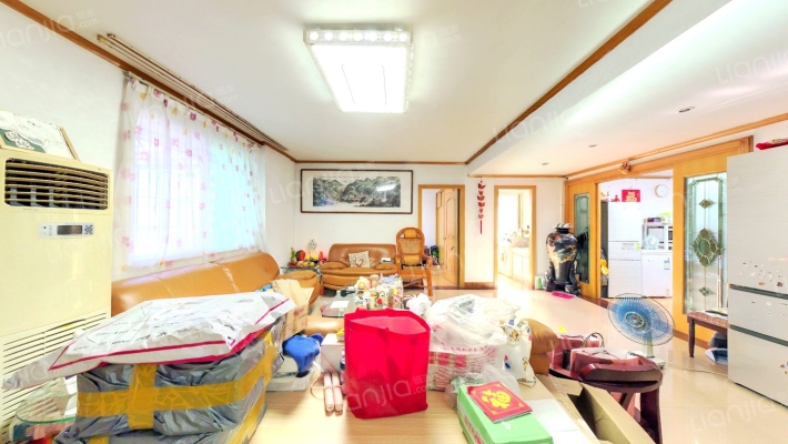 鸿裕温泉花园二手房实景图