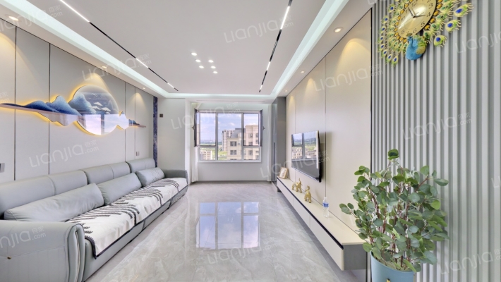 龙翔国际观邸二手房实景图