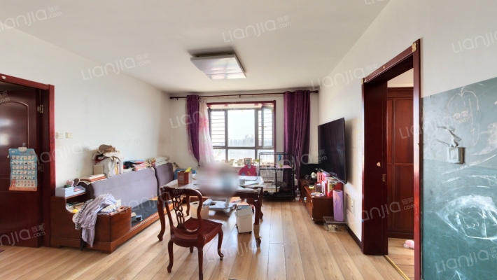 城市名居二手房实景图