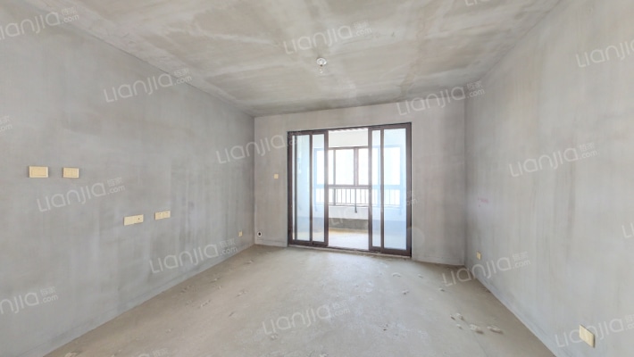 万达揽湖苑A区二手房实景图