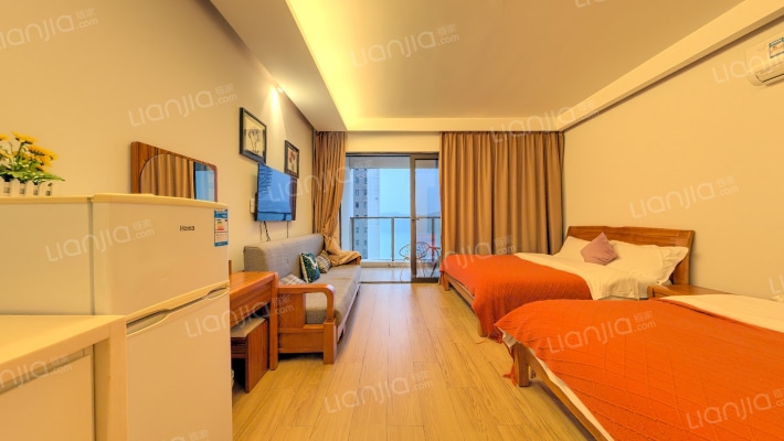 华润小径湾一期二手房实景图