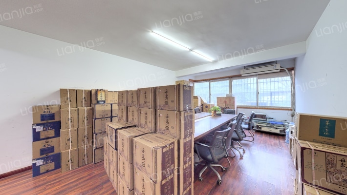 翡翠林居二手房实景图