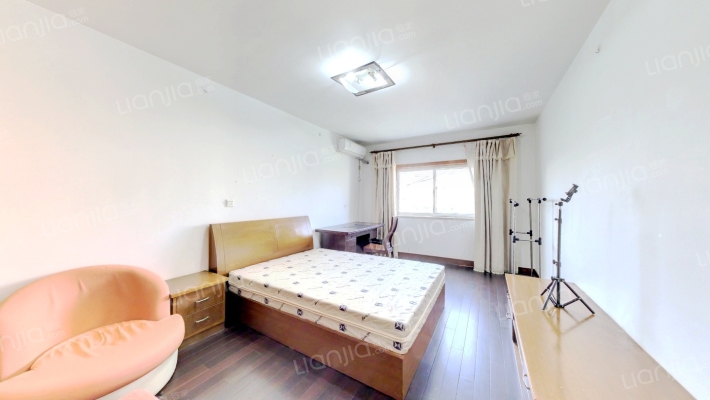 航东路750弄二手房实景图