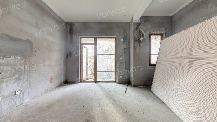 洞林湖新田城别墅区D区二手房实景图