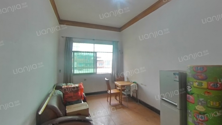 南岳电视台家属区二手房实景图