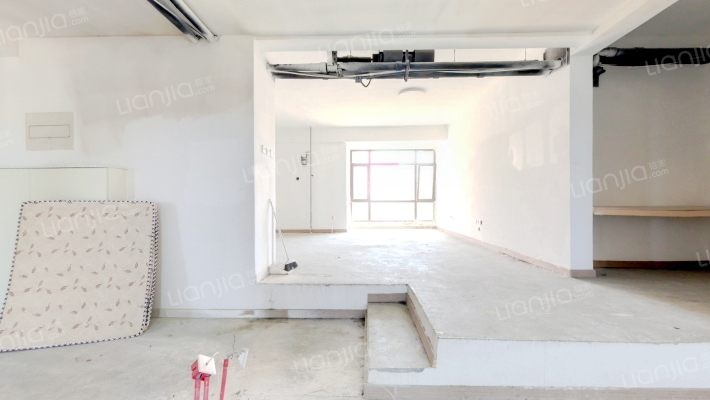 南山世纪星海湾二手房实景图