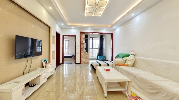 蓝润棠湖春天二手房实景图