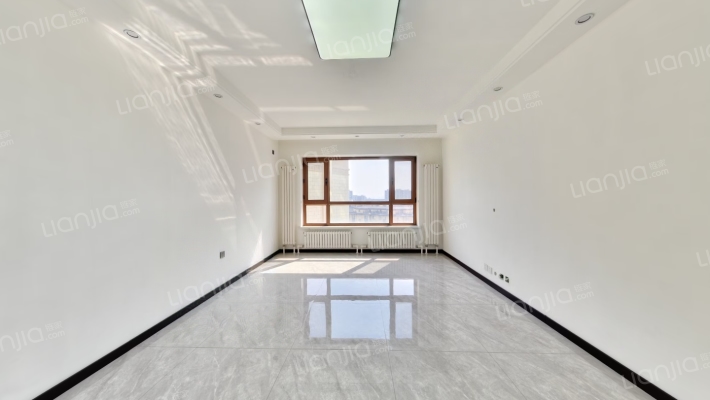 凤栖府二手房实景图