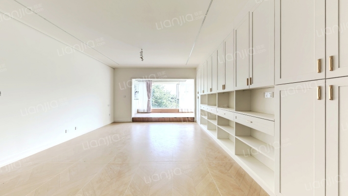 合能枫丹西悦一二期二手房实景图