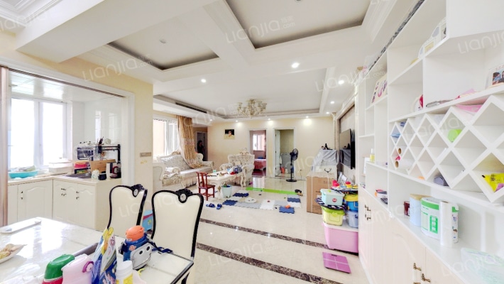 金田方鑫大厦二手房实景图