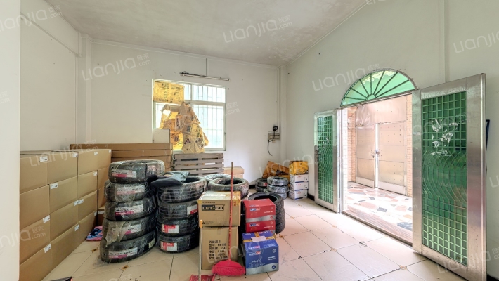 澳边新区二手房实景图