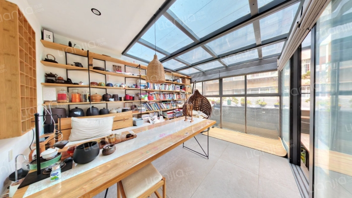 莲华苑小区二手房实景图