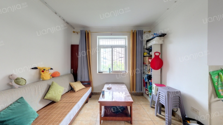 红育坡81号二手房实景图