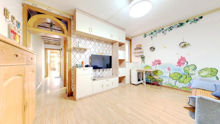 鹦鹉大道214号二手房实景图