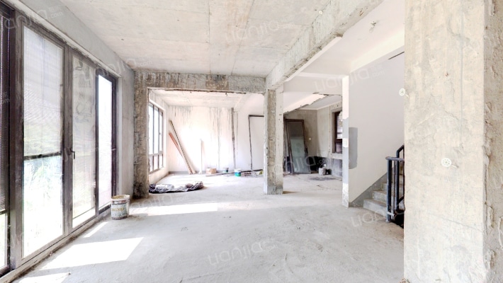 燕回江南院二手房实景图