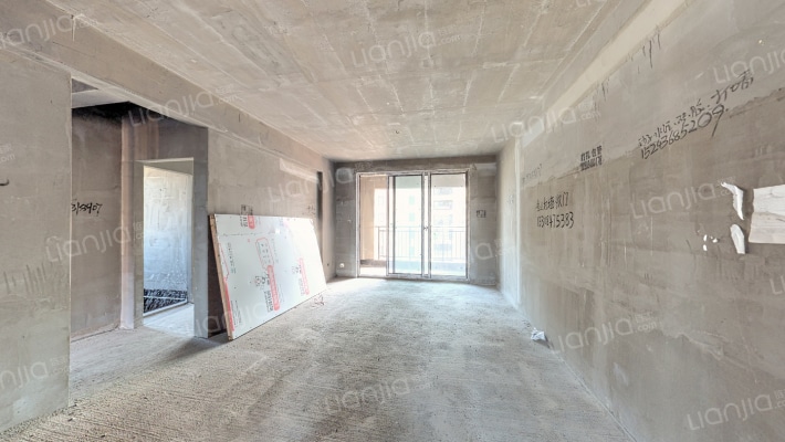 富春山居二手房实景图