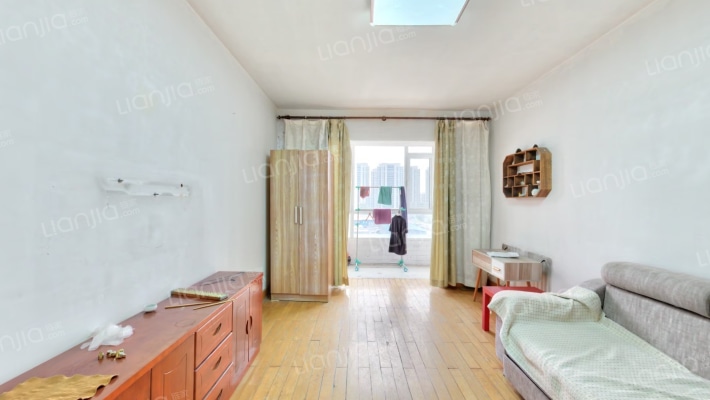 卫士家园二手房实景图