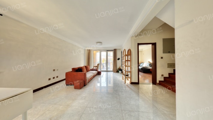 领秀珊瑚湾尚院二手房实景图