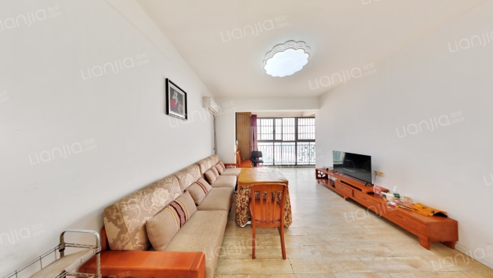 万博汇名邸二期二手房实景图