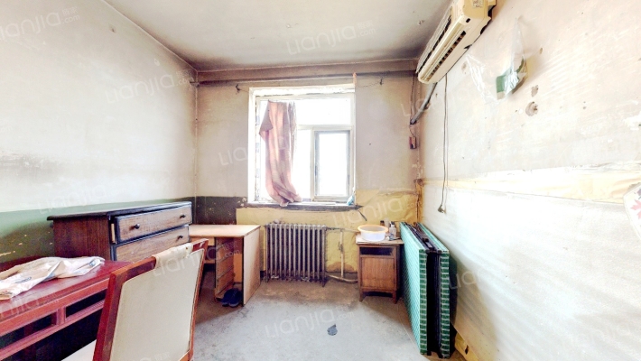 新立里二手房实景图