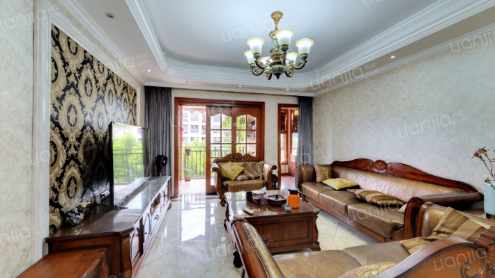 斌鑫湖山郡二手房实景图