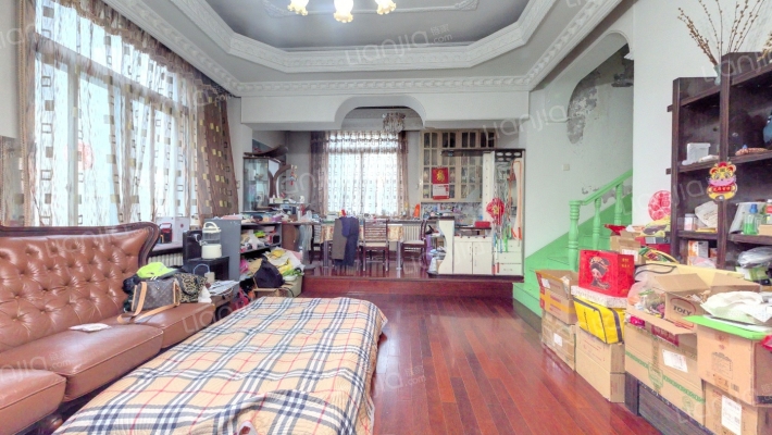 卧龙别墅二手房实景图