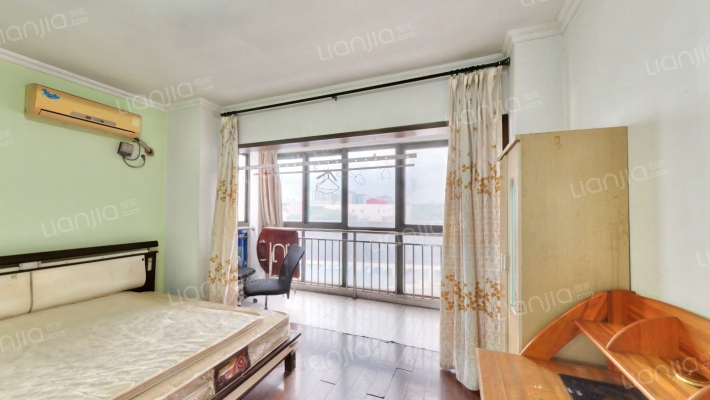 鑫泰国际广场二手房实景图