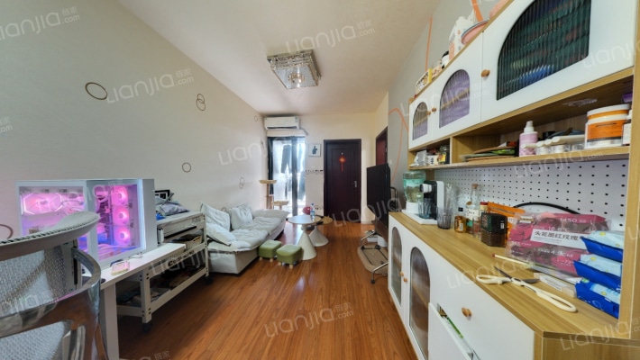 润创兴时代公寓二手房实景图