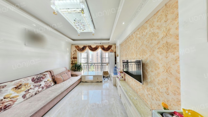 中铁西郡英华三期二手房实景图