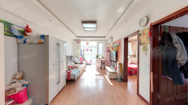 鹏辉新天居三期二手房实景图