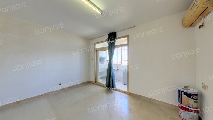 八一花园二手房实景图