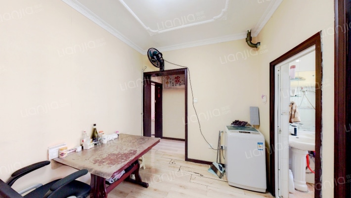 燕宁小区二手房实景图