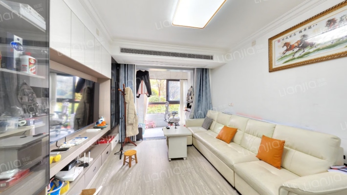 天誉名邸二手房实景图