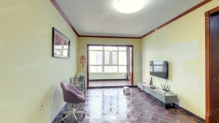 蓝天荣府二手房实景图